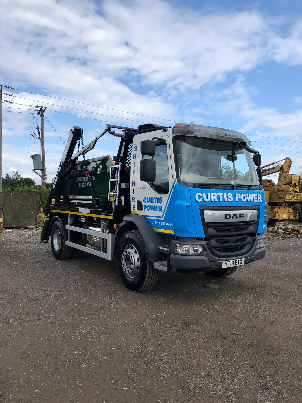 Curtis Power skip lifting truck